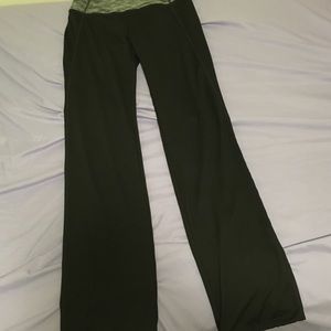 H&M yoga pants